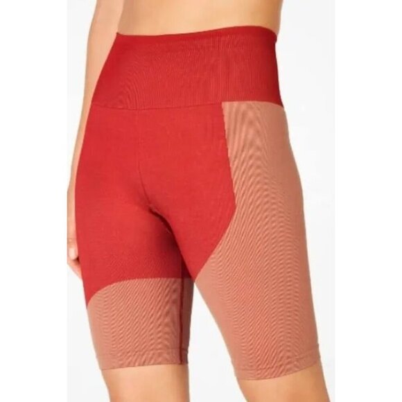 Fabletics Seamless High-Waisted Bike Shorts Haute Red Maplewood Colorblock M - Picture 6 of 6